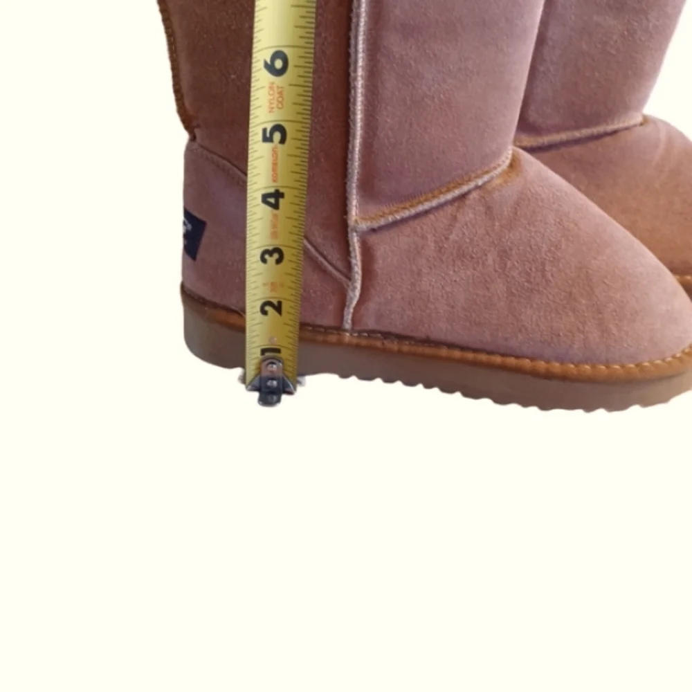 UGG AUSTRALIA CLASSIC SHORT II SUEDE BOOTS SIZE 7